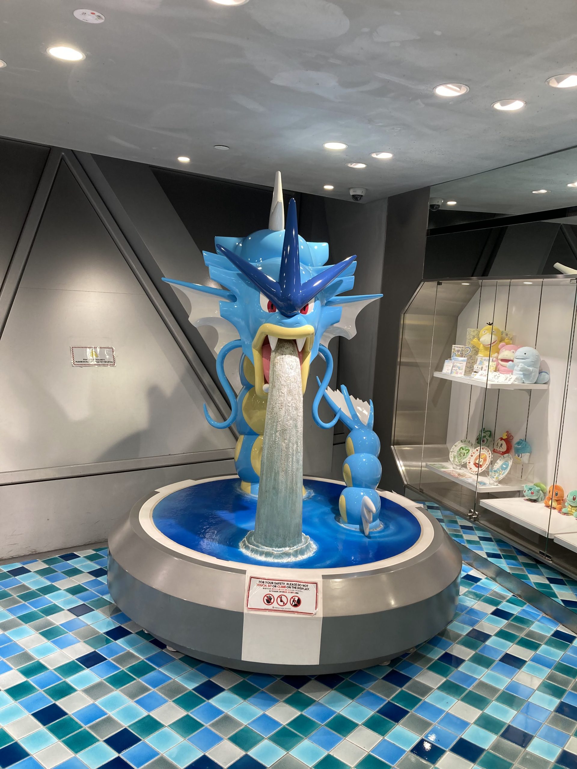 シンガポールポケモンセンター